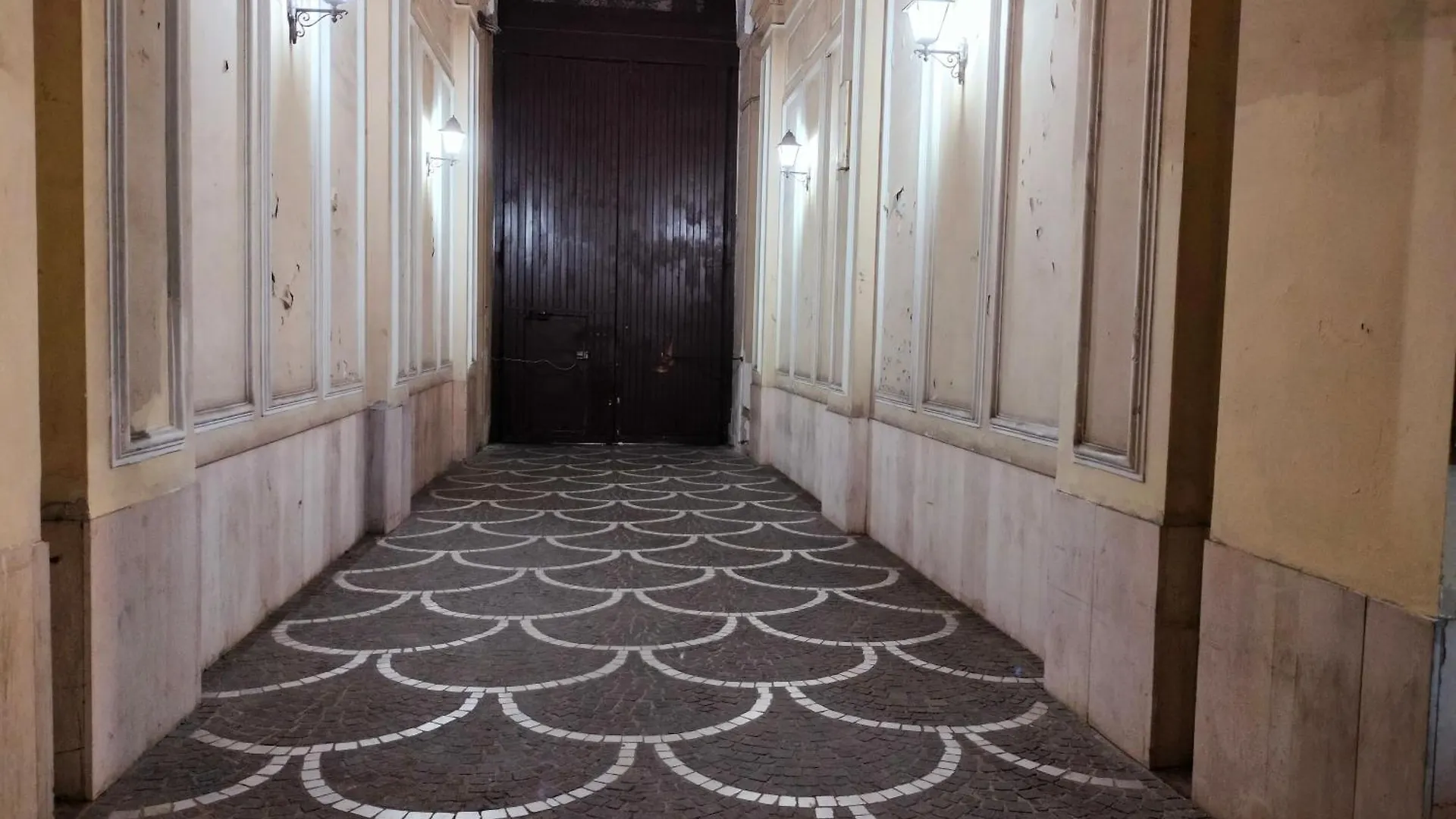 Le Follie Parthenopee Bed & Breakfast Naples